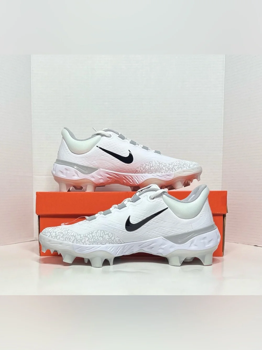 Size 11 Men’s Nike Alpha Huarache Elite 4 Low white Baseball Cleats FD6255-100